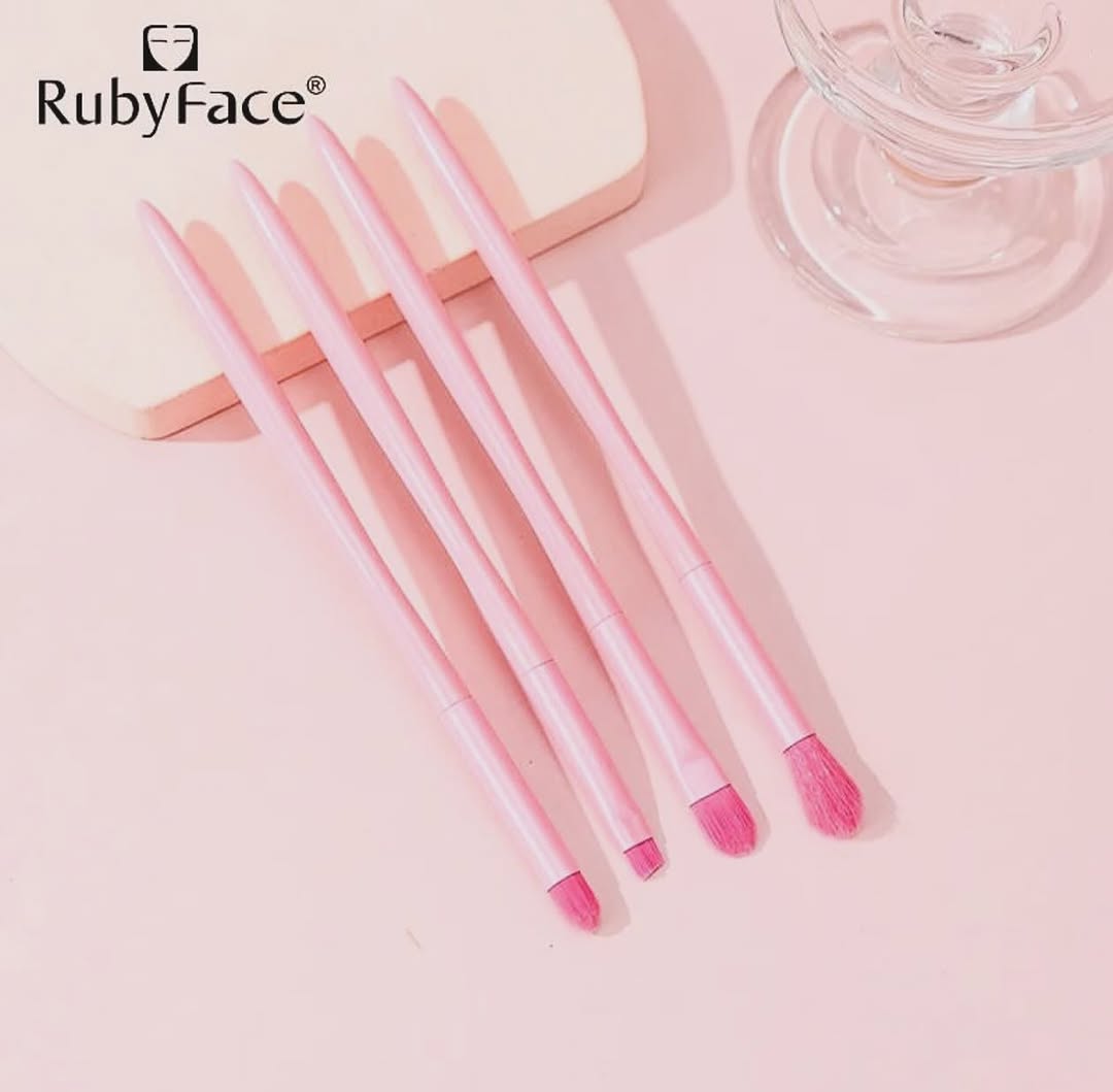 Set de 4 Brochas para ojos